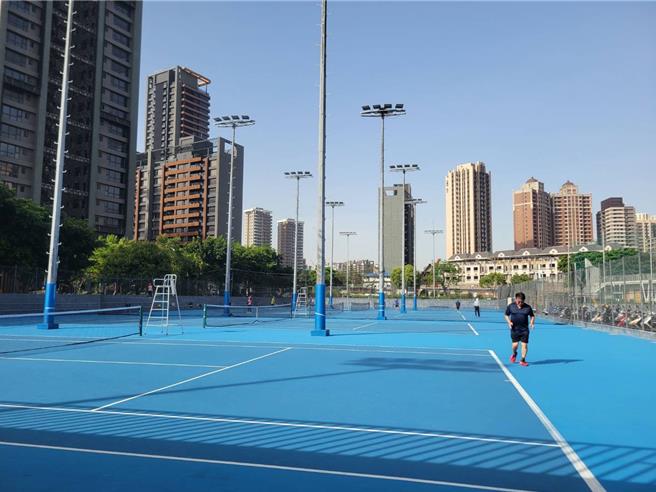 记者：利物浦暂时不会对伊萨克提出报价，一切取决于纽卡意愿