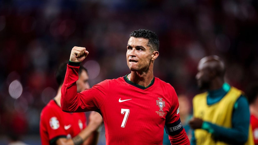 跟队记者：米兰内部否认了蒂亚戈-席尔瓦可能回归的传闻